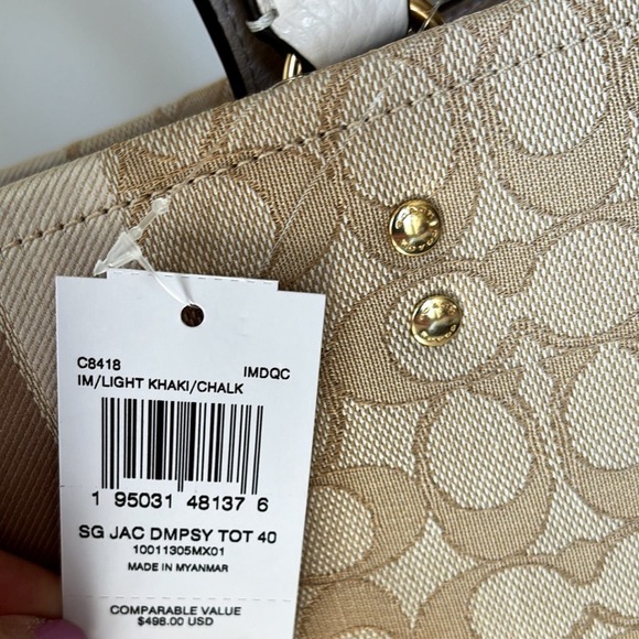 NWT💃Coach Dempsey Tote 40 In Signature Jacquard With Stripe And Coach Patch - Picture 12 of 12
